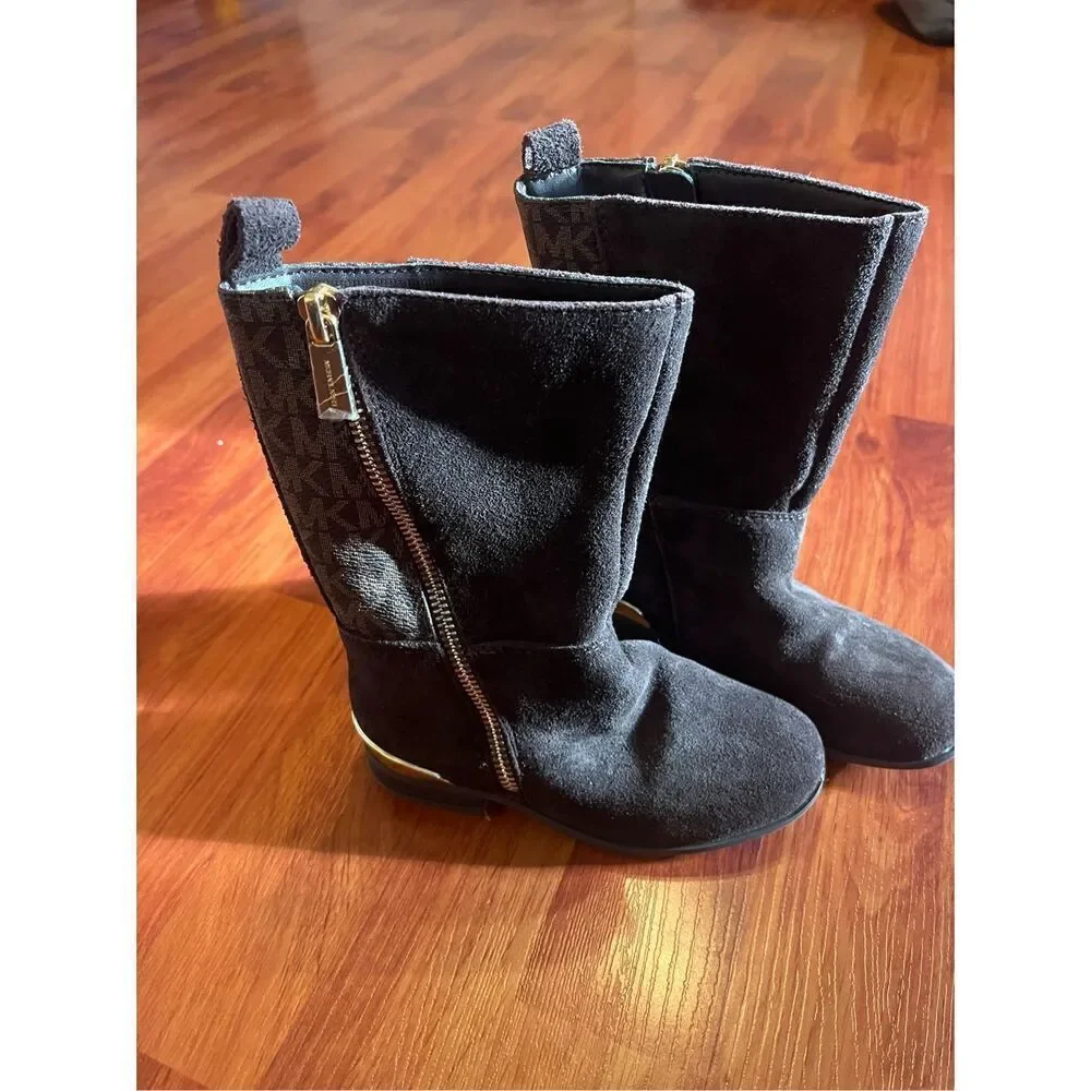 NWOT Girls Michael Kors, Finley Makysa Boots Size 9